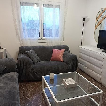 Apartament Cozy And Sunny Penthouse Fira Bcn L’Hospitalet de Llobregat Zewnętrze zdjęcie